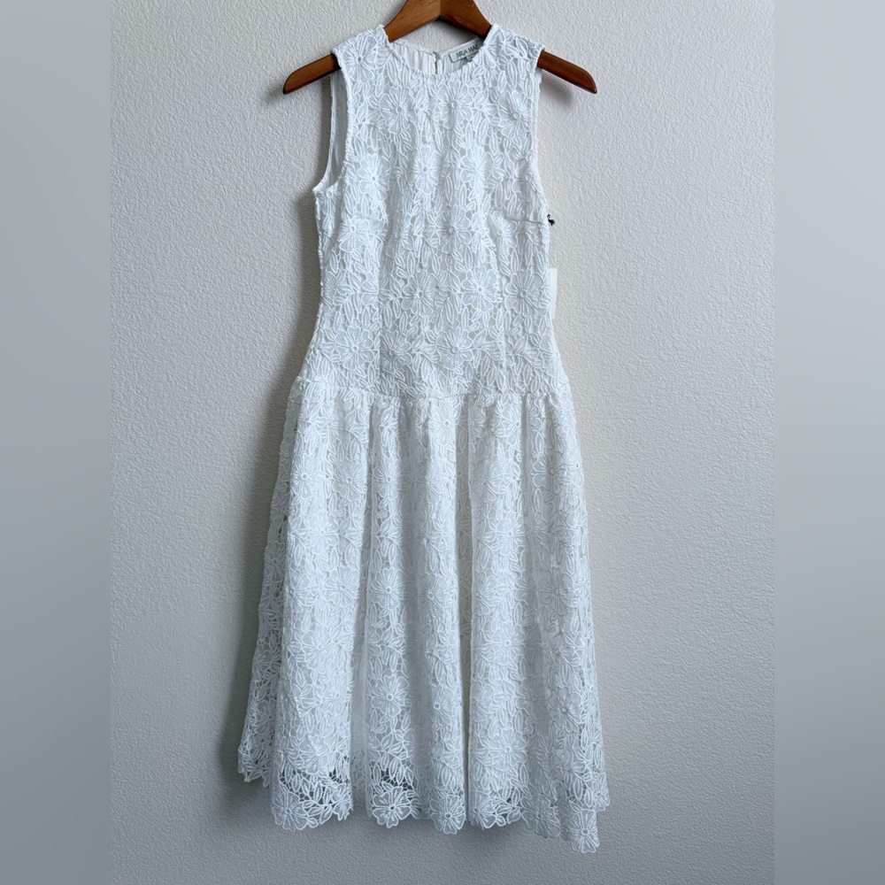NWT Mila Mae White Floral Lace Midi Dress Size Small